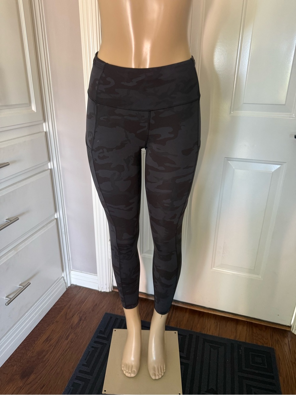 High-Rise Black and gray Camo Active Leggings by Lululemon size 6